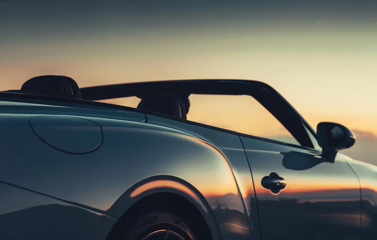 Bentley Continental GT Convertible, 2+2 da 635 CV (14)