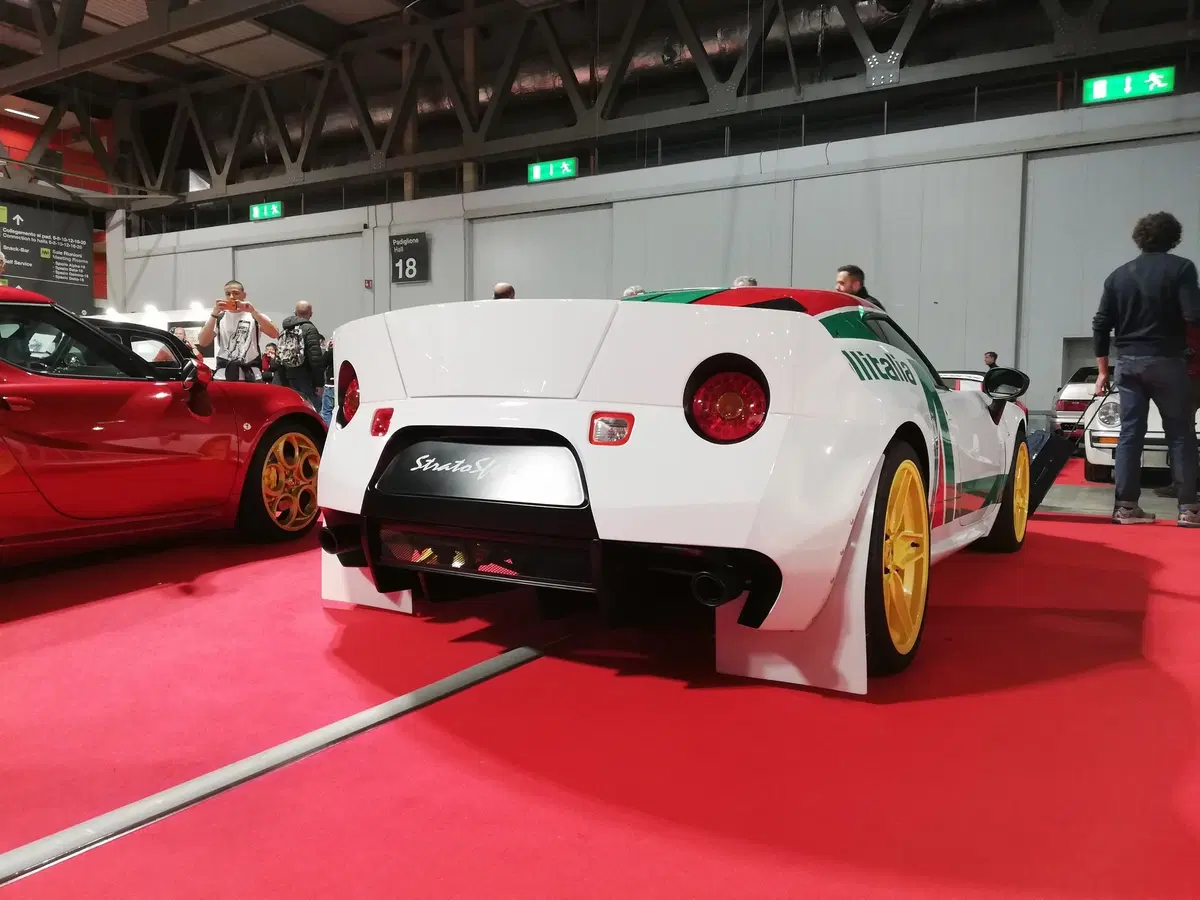 Lancia Stratos, un remake su base Alfa Romeo 4C [Video] (8)