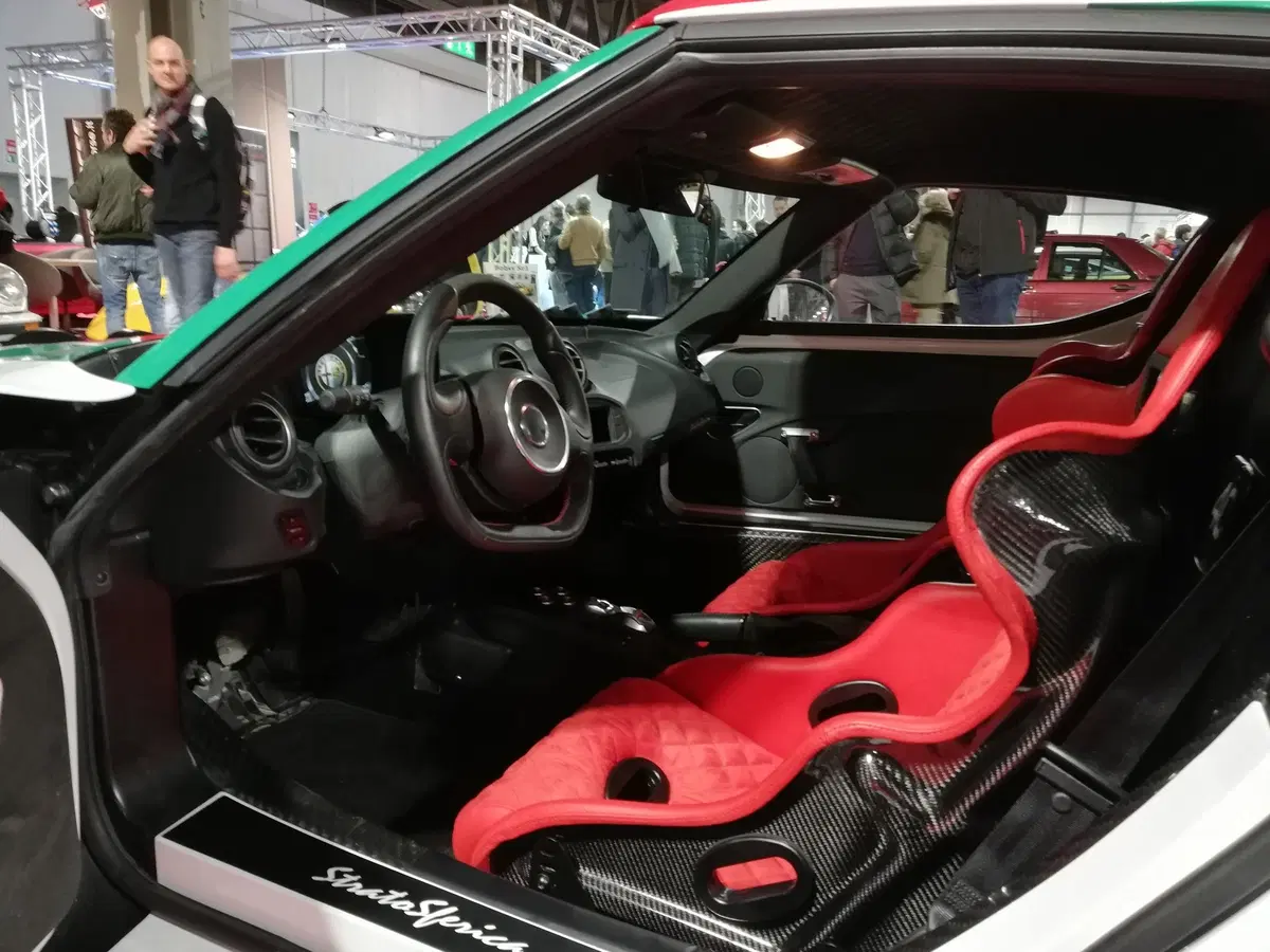 Lancia Stratos, un remake su base Alfa Romeo 4C [Video] (5)
