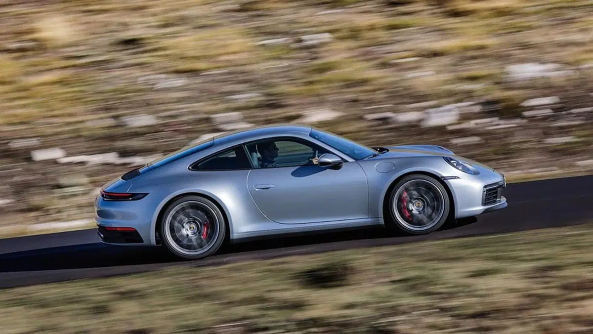 Porsche 911, l'ottava generazione debutta a Los Angeles (7)