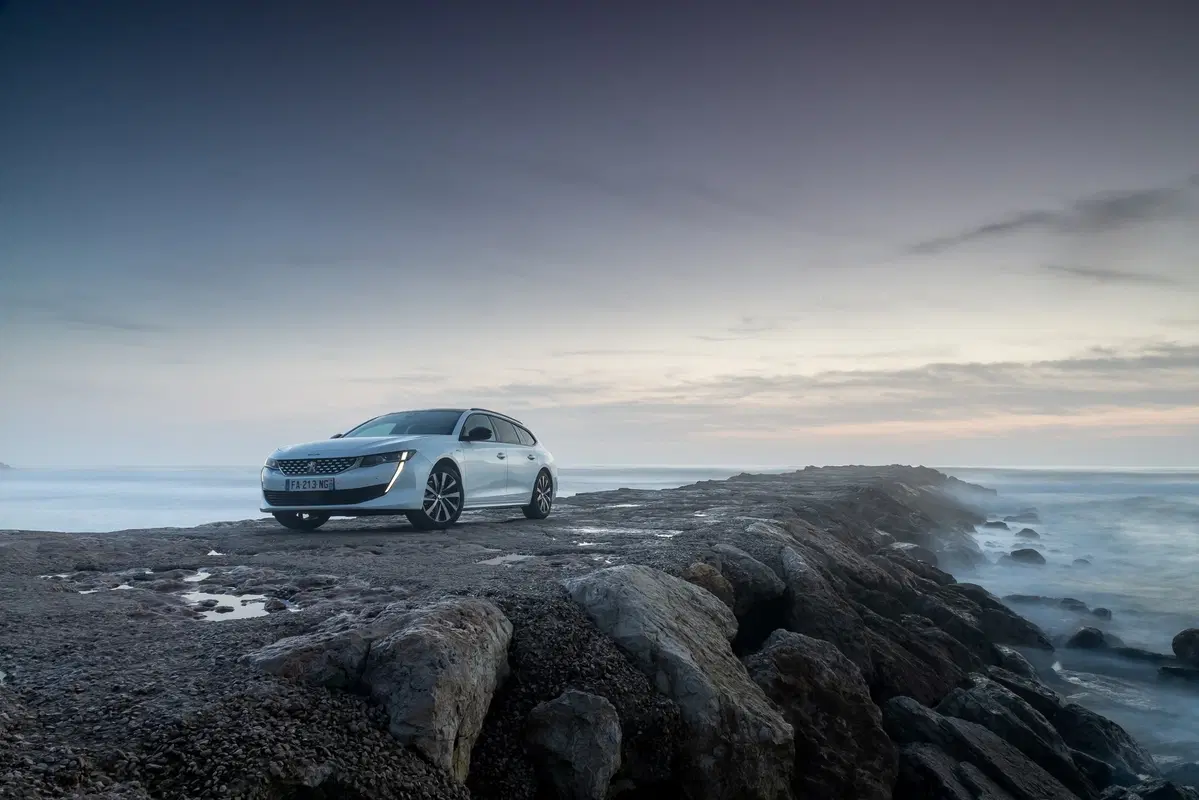 Peugeot 508 SW | Eccezionale anche con il diesel 1.5 da 130 CV [Video] (15)