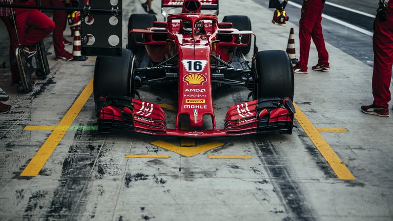 F1, test Abu Dhabi, Day 2: Leclerc al top con la Ferrari