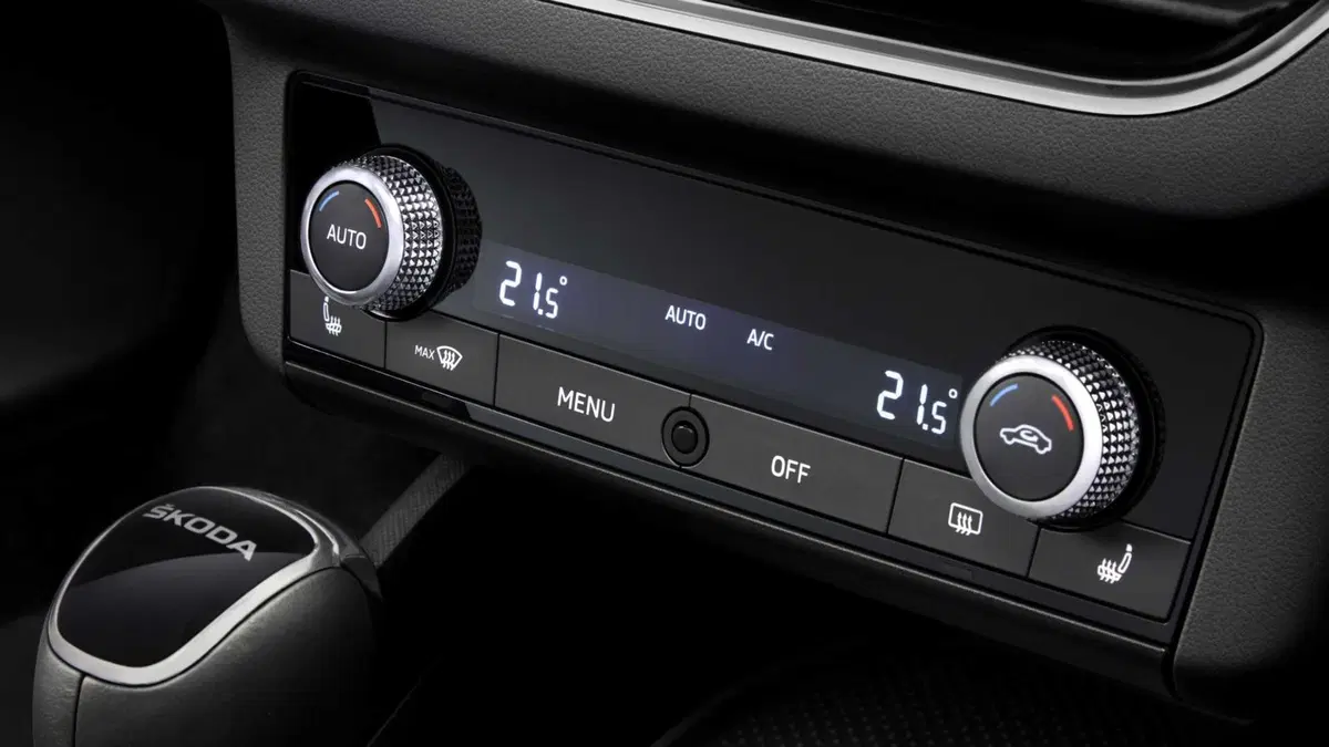Skoda Scala, ecco gli interni (4)