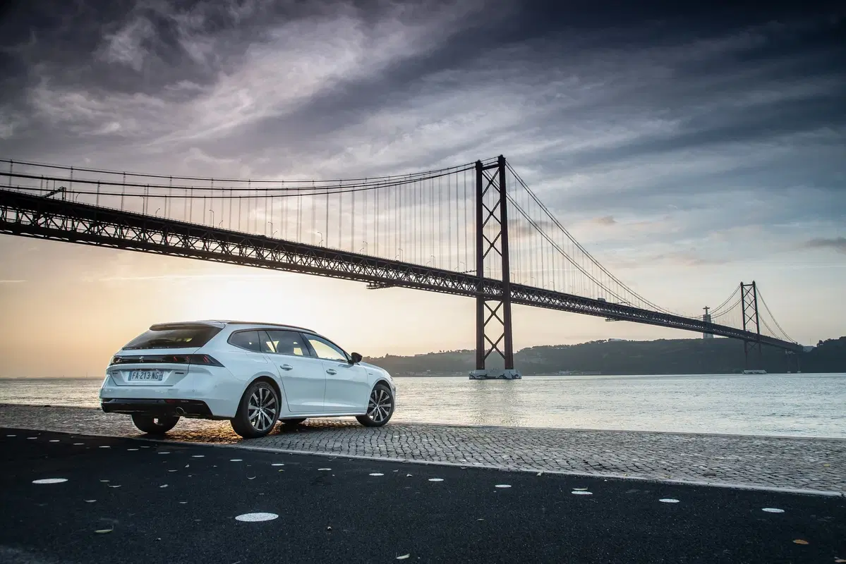 Peugeot 508 SW | Eccezionale anche con il diesel 1.5 da 130 CV [Video] (9)
