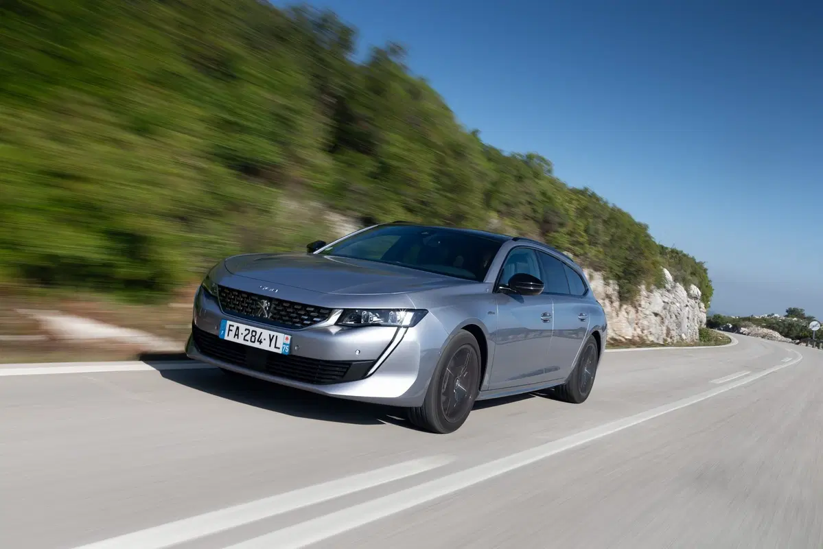 Peugeot 508 SW | Eccezionale anche con il diesel 1.5 da 130 CV [Video] (25)