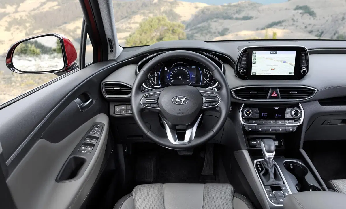 Hyundai Santa Fe (2018-22) (40)