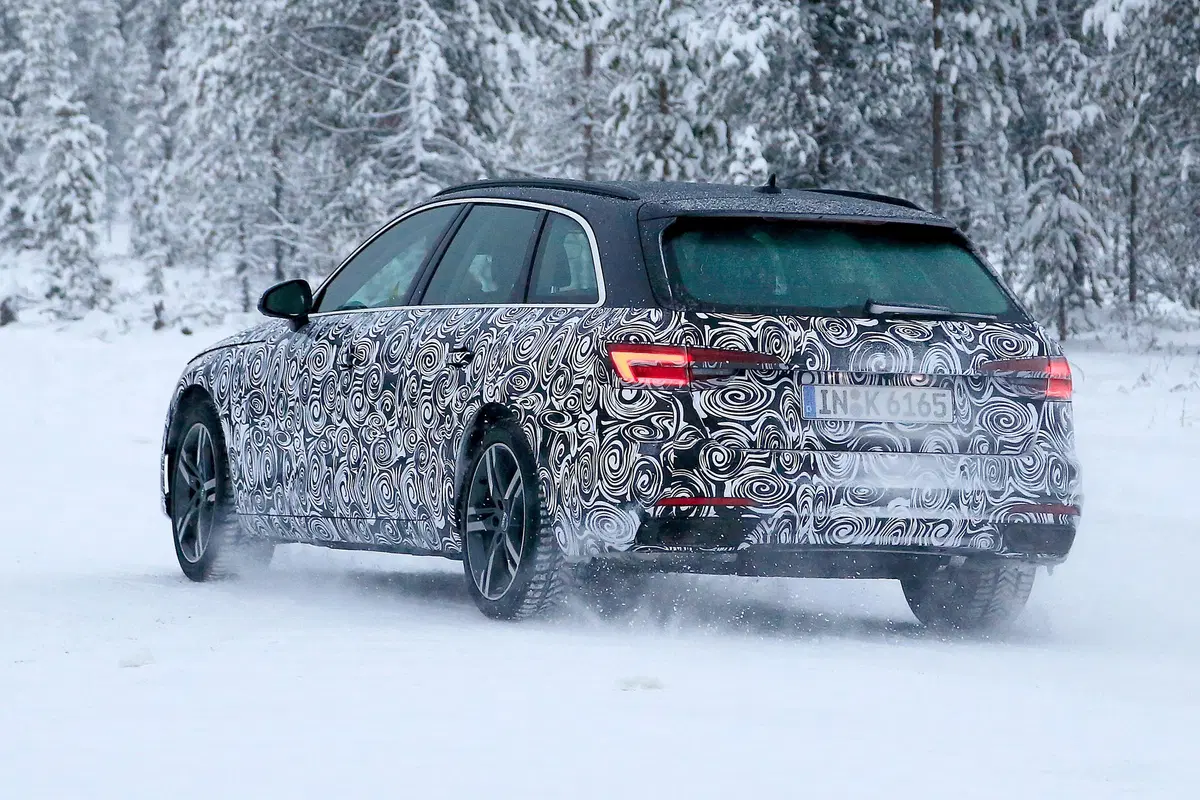 Audi A4 2019, le prime foto spia (5)