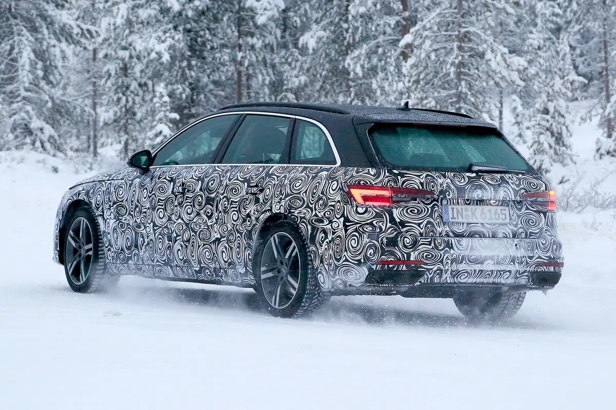 Audi A4 2019, le prime foto spia (6)