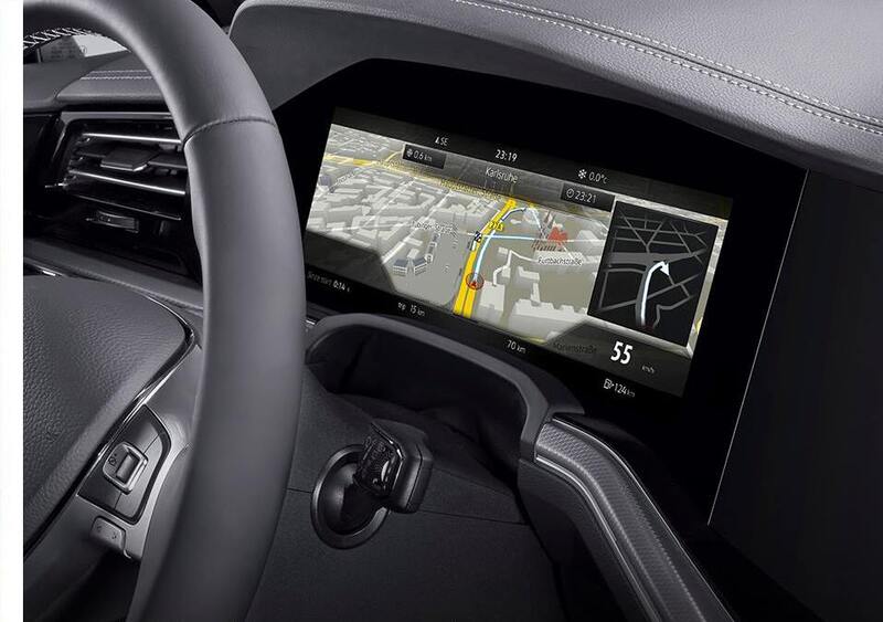 L&#039;infotainment Premium molto spesso, dietro al display, &egrave; made in Bosch