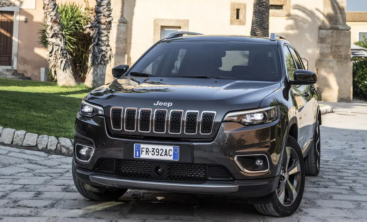 Jeep Cherokee (2018-21) (3)