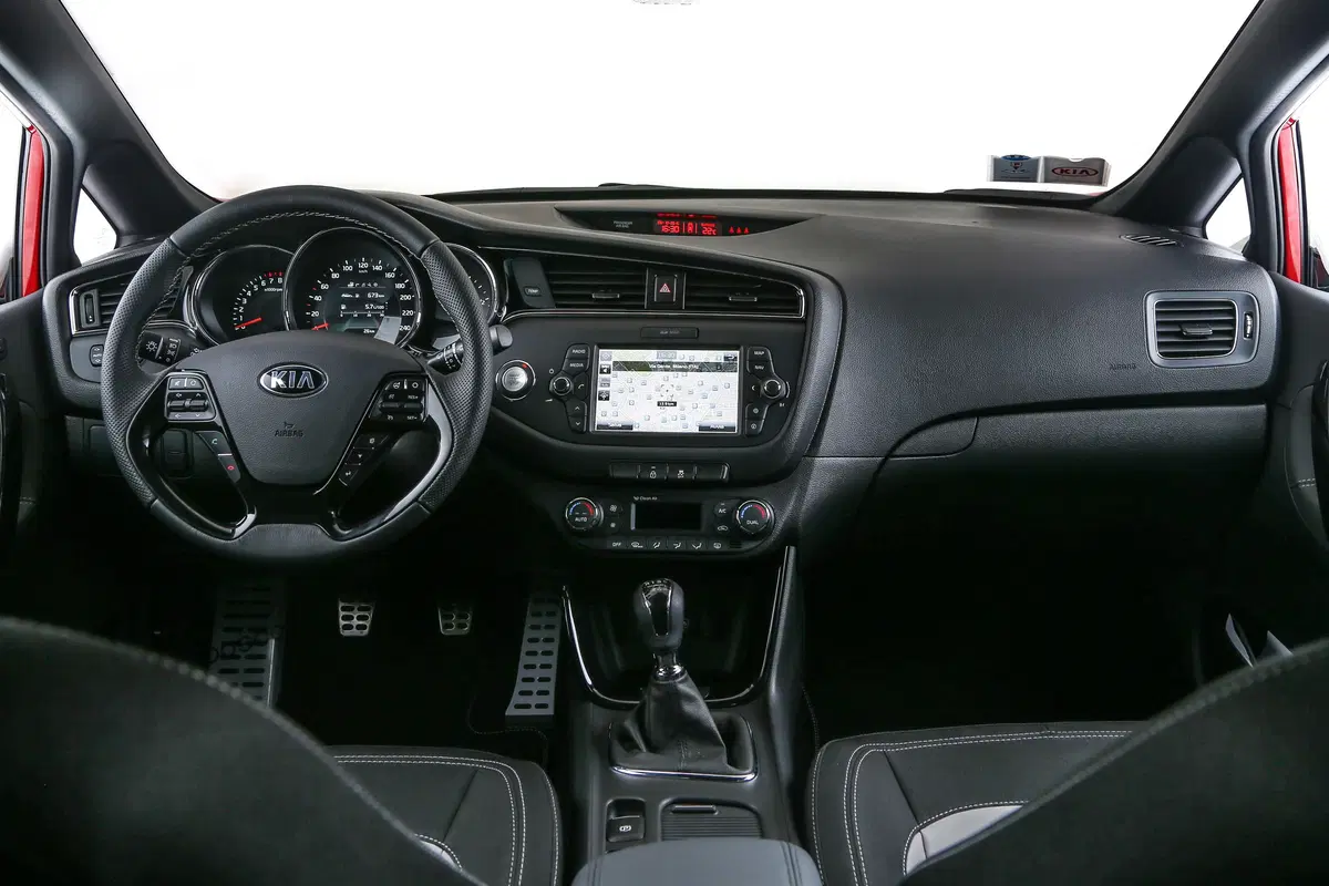 Kia Ceed 1.6 CRDi 136 CV DCT 5p. GT Line (34)
