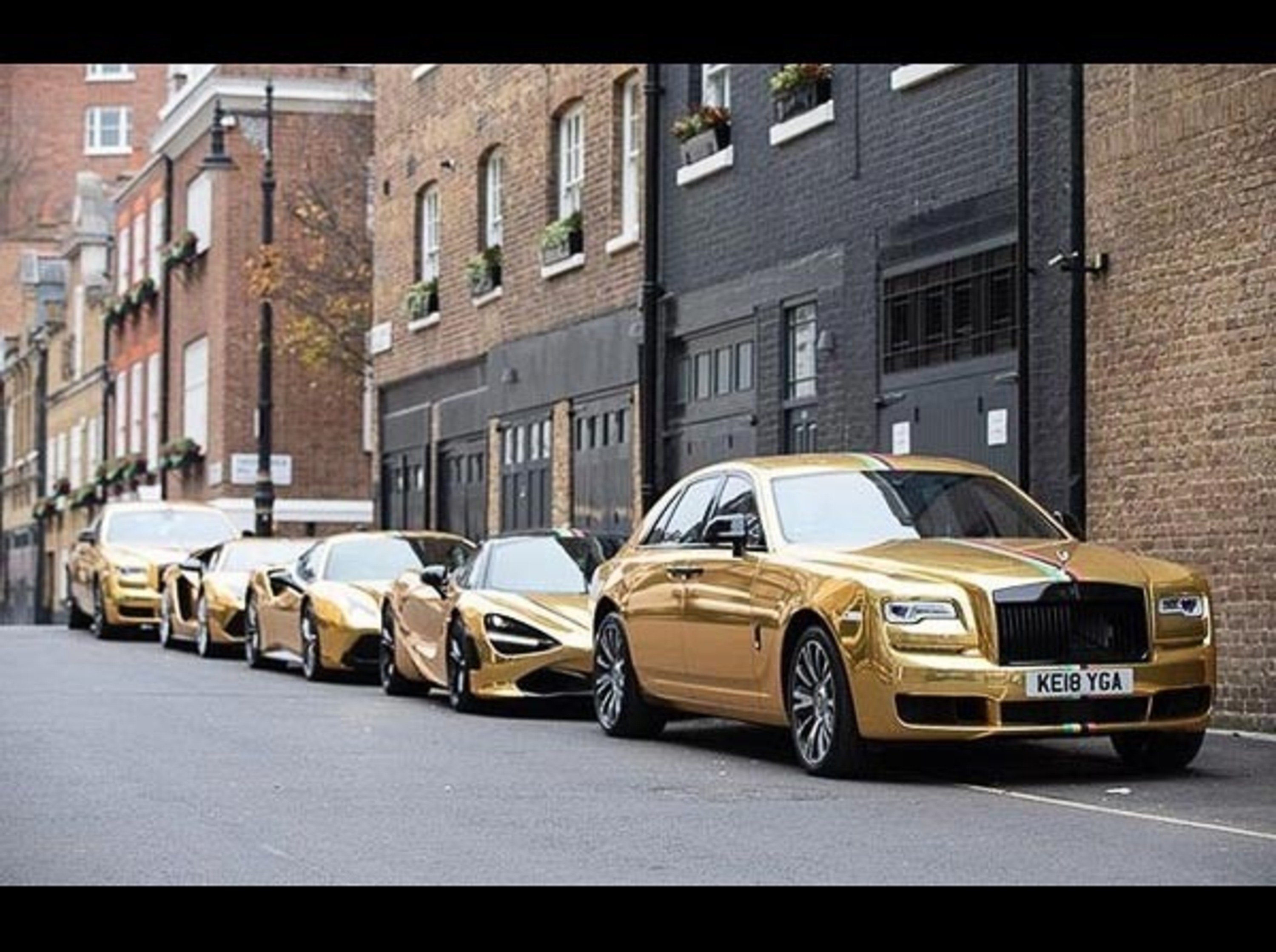 Miwhip, supercar dorate a Londra per contrastare Uber