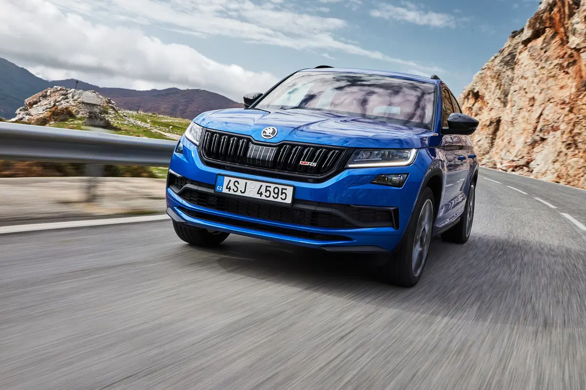 Skoda Kodiaq RS, 240 CV diesel firmati Rally Sport [Video] (4)