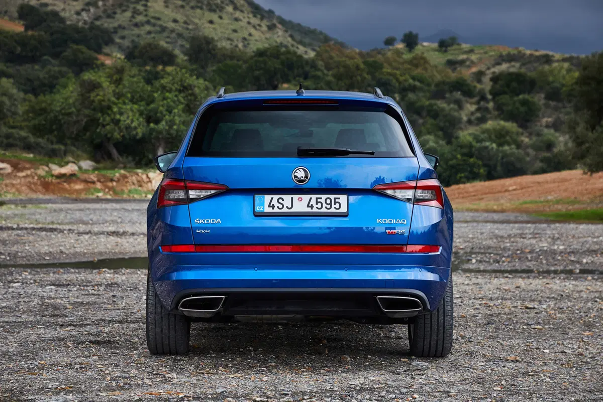 Skoda Kodiaq RS, 240 CV diesel firmati Rally Sport [Video] (11)