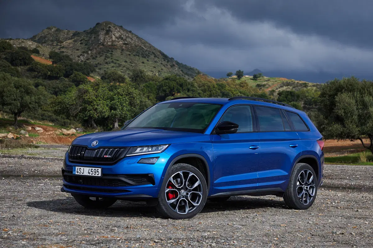 Skoda Kodiaq RS, 240 CV diesel firmati Rally Sport [Video] (12)