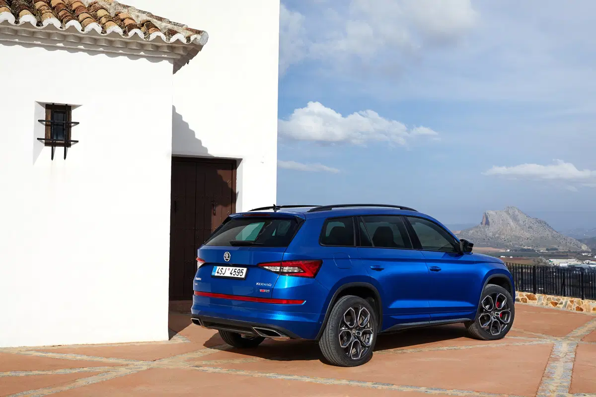 Skoda Kodiaq RS, 240 CV diesel firmati Rally Sport [Video] (13)