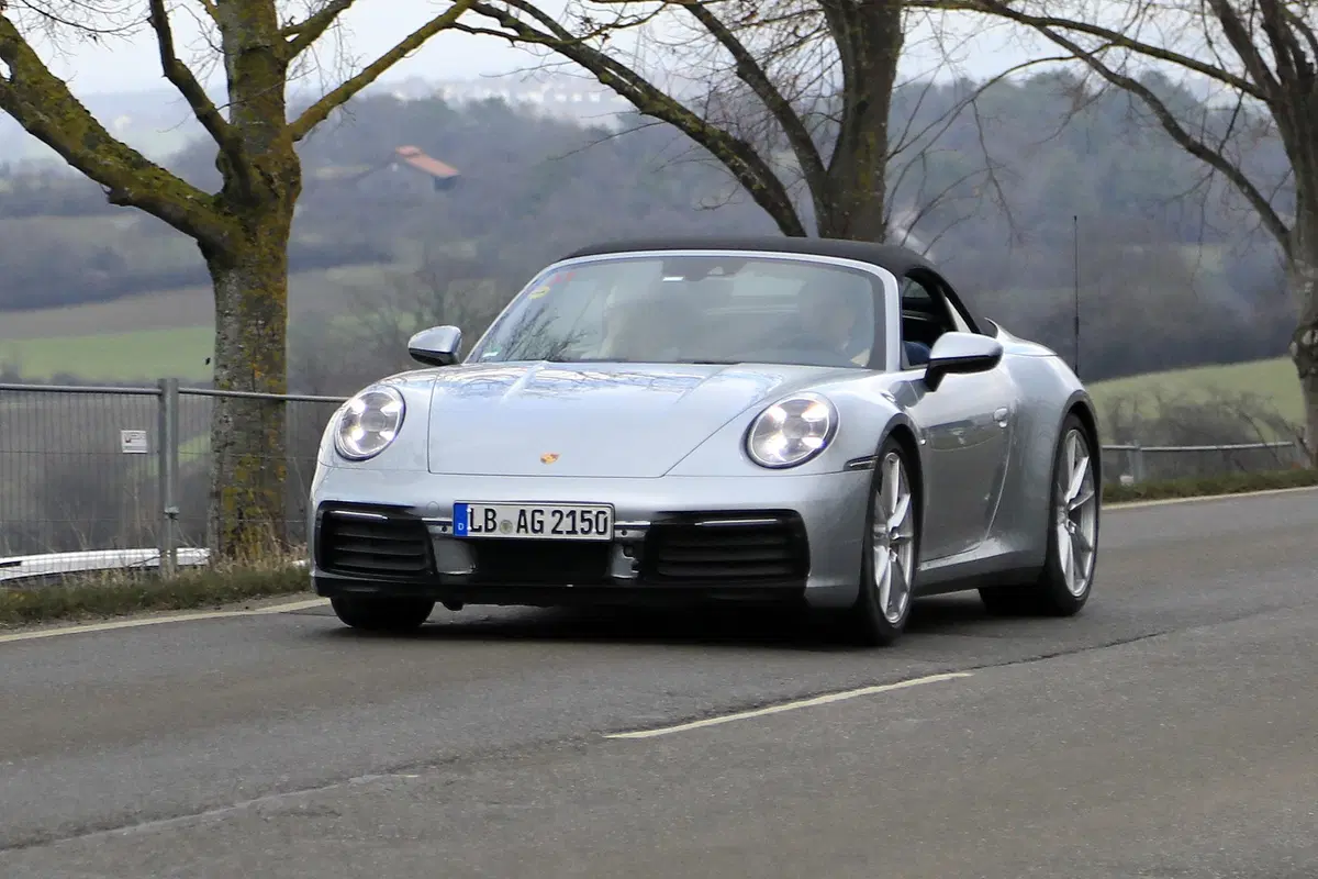 Nuova Porsche 911, la cabrio in fase di collaudo [Foto spia] (4)