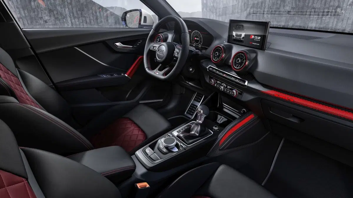 Audi SQ2, SUV compatto al peperoncino (7)