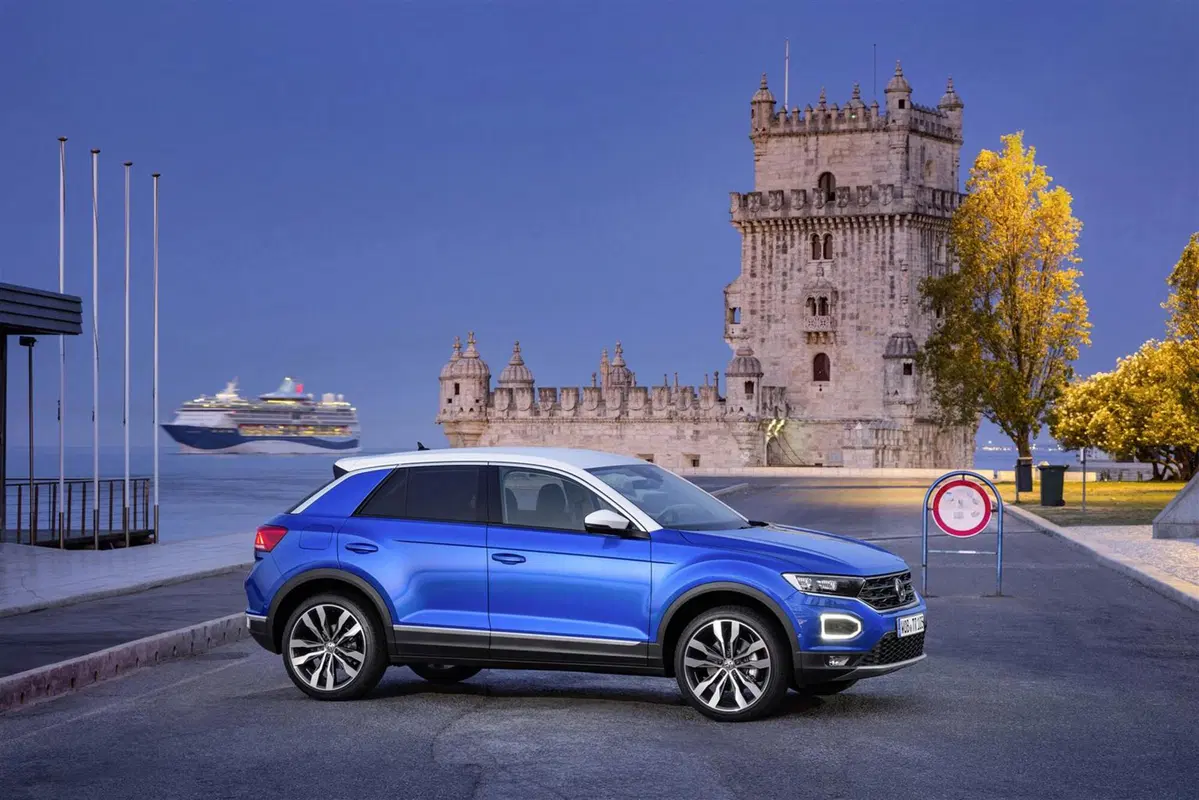 Volkswagen T-Roc [Video primo test] (13)