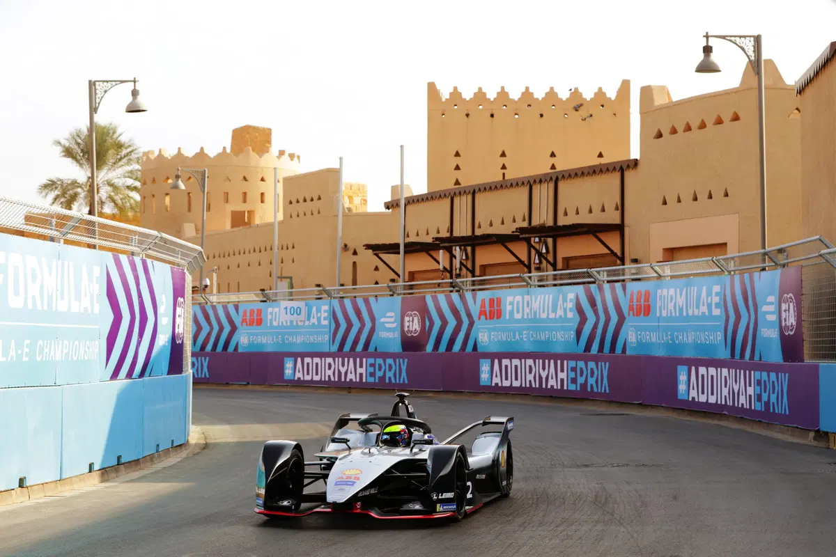 Formula E, ePrix di Ad Diriyah: pole per Da Costa (18)