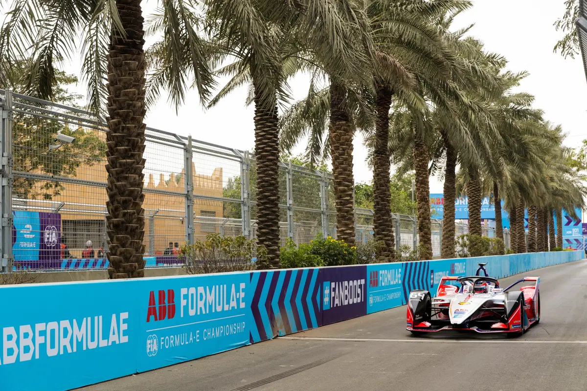 Formula E, ePrix di Ad Diriyah: pole per Da Costa (22)