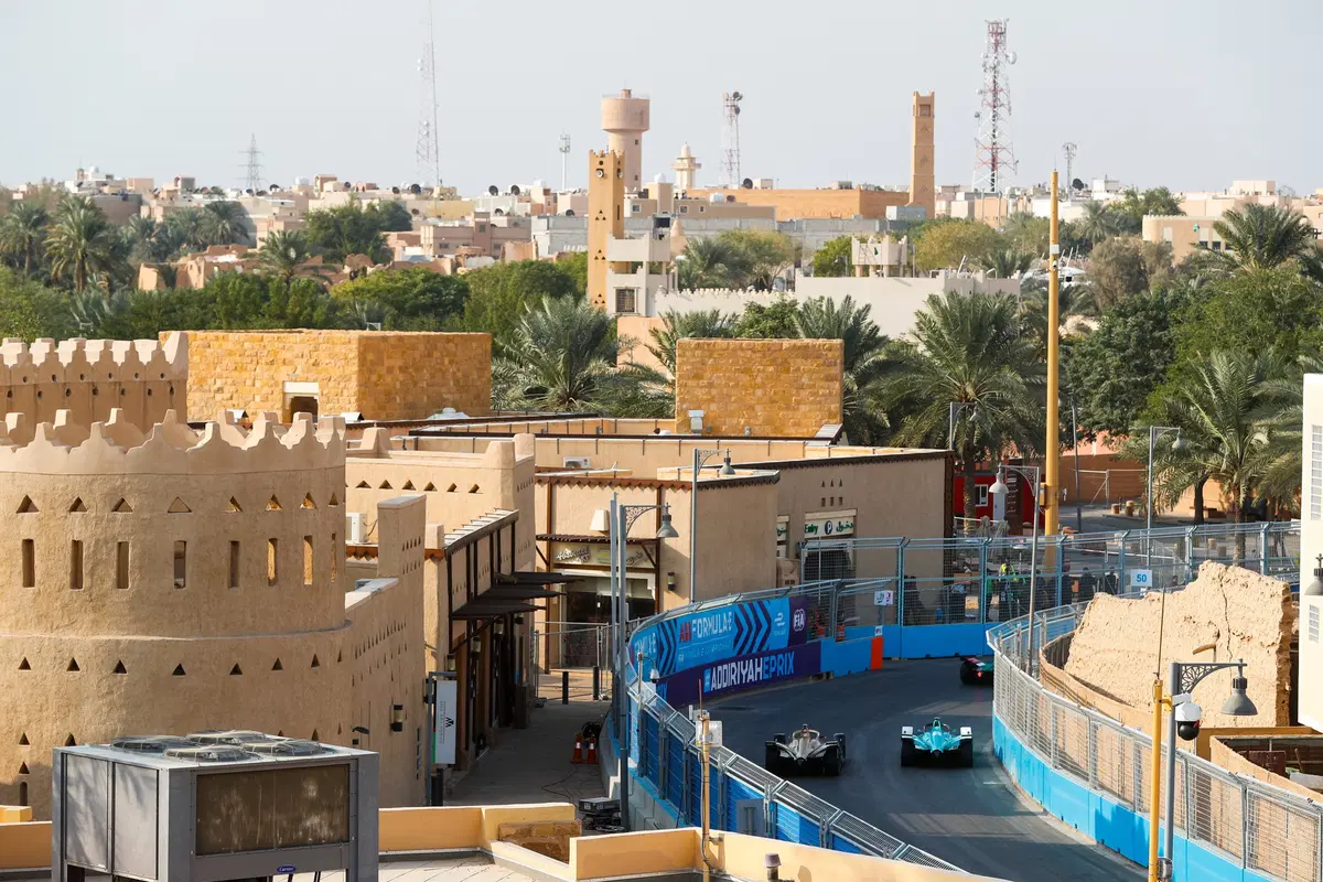 Formula E, ePrix di Ad Diriyah: vince Da Costa (6)