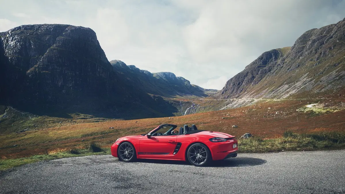 Porsche Cayman e Boxster 718 T: piacere di guida al top (2)