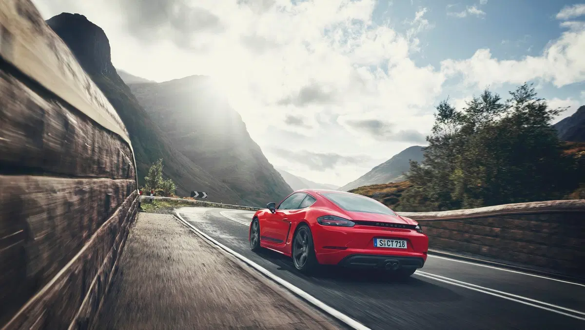 Porsche Cayman e Boxster 718 T: piacere di guida al top (10)