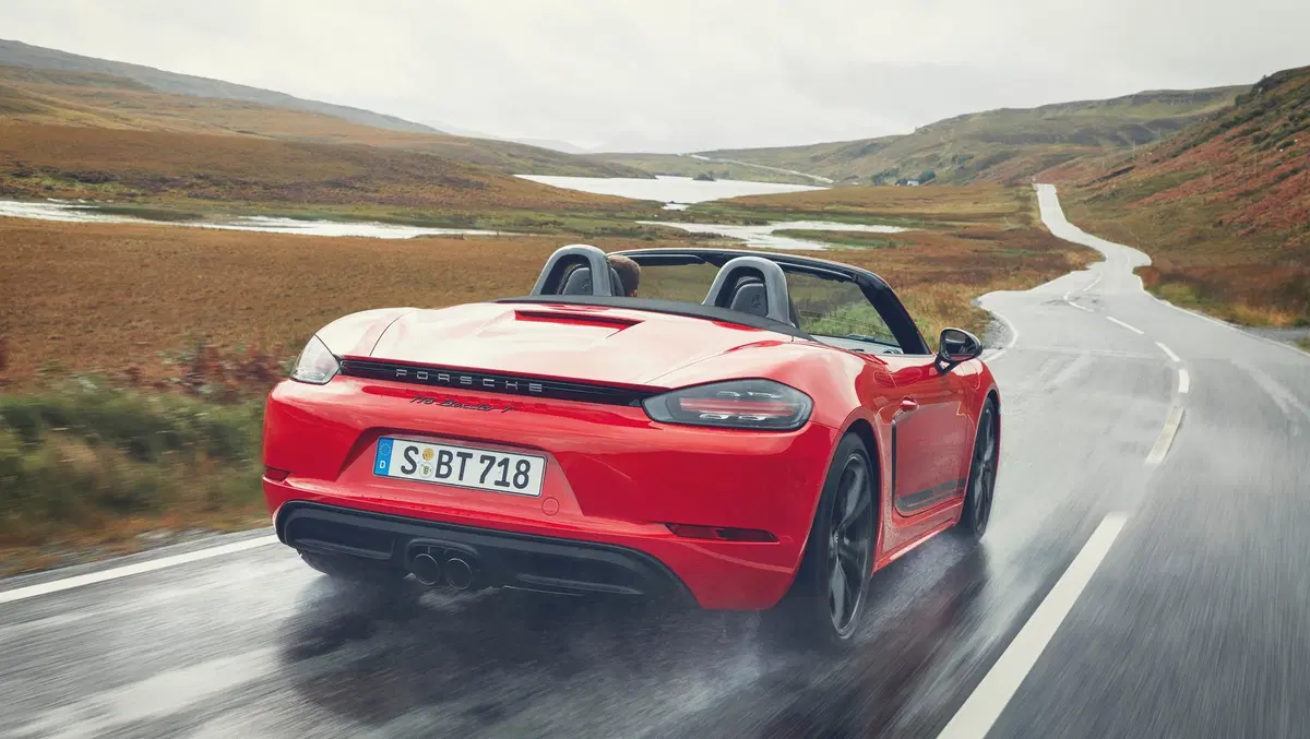 Porsche Cayman e Boxster 718 T: piacere di guida al top (8)