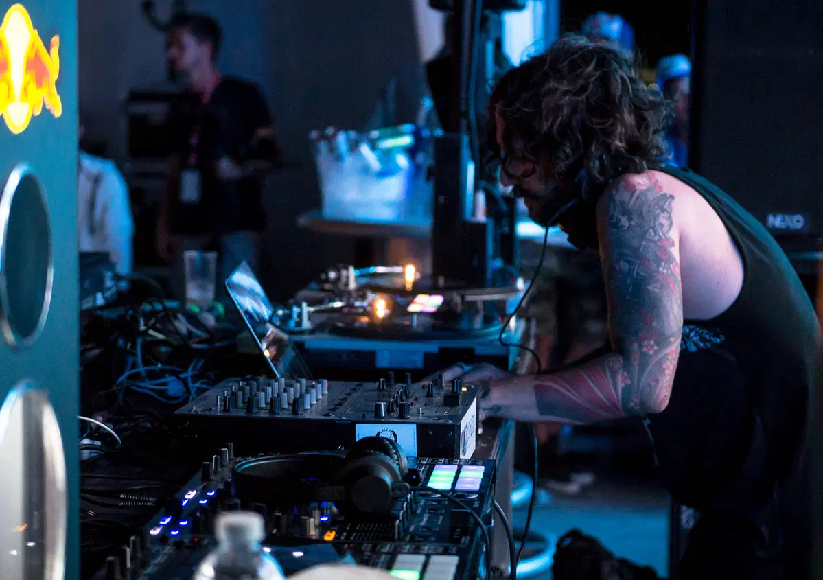 DJ Aladyn, il re dello scratch che va pazzo per il peperoncino