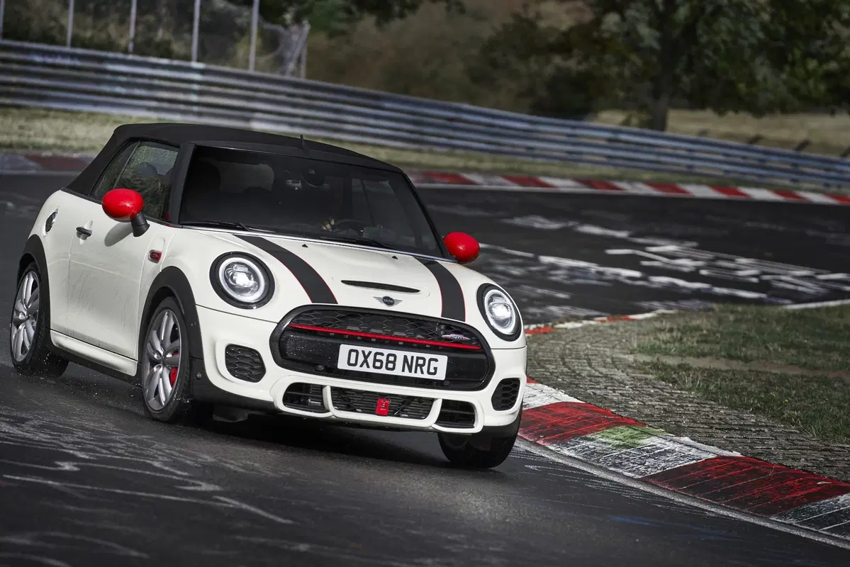 MINI John Cooper Works, motore Euro6d-TEMP per il 2019 (11)