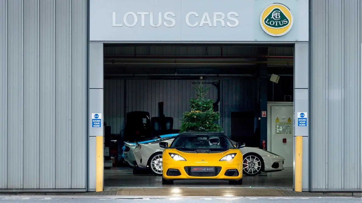 Tanti auguri di Natale da Lotus… Merry Driftmas! (6)