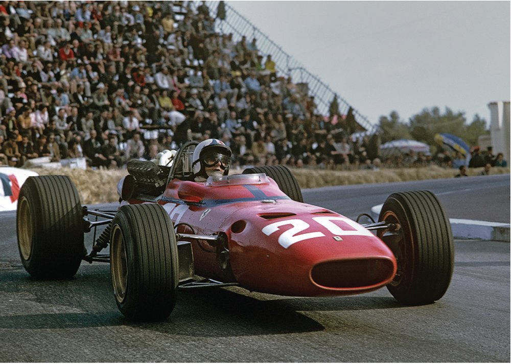 Chris Amon nel 1967, l&#039;anno del suo debutto con la Ferrari