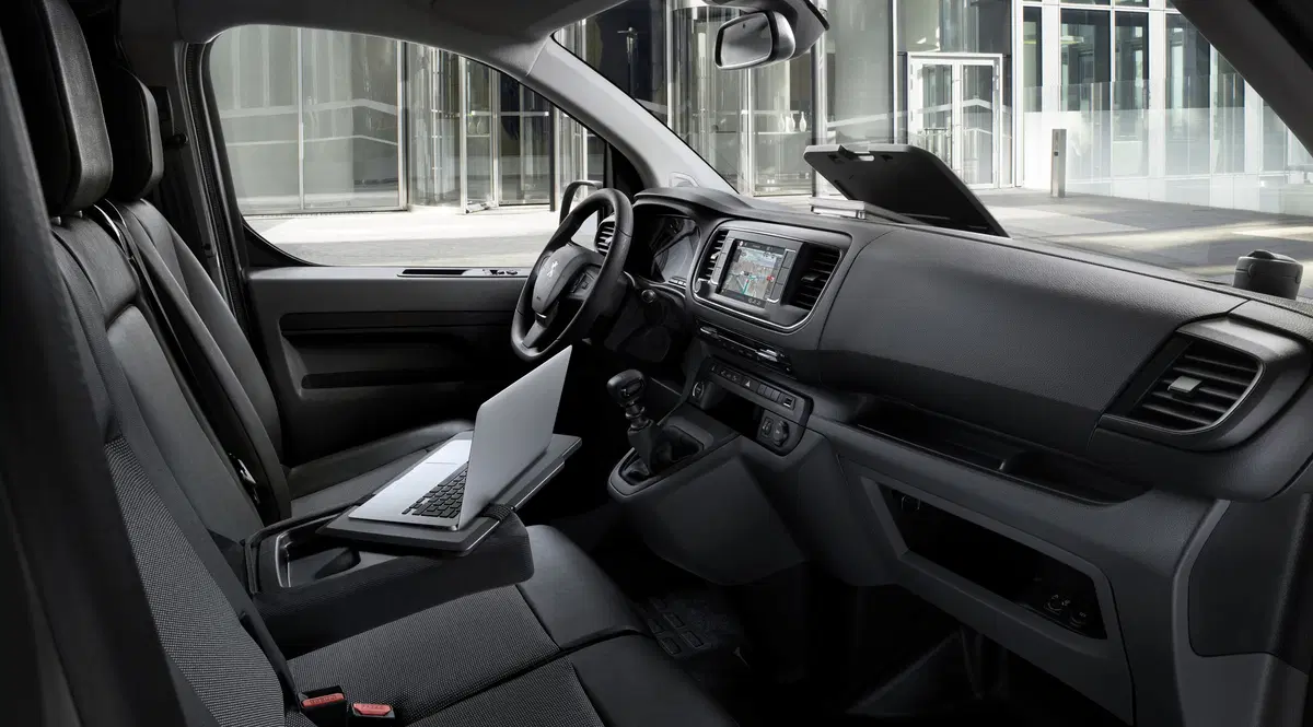 Nuovo Peugeot Expert: furgone hi-tech (3)