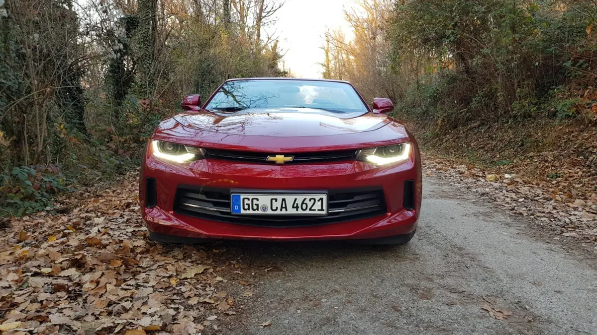 Chevrolet Camaro | Con il 2.0 litri è una muscle car o un pony? (6)