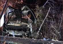 USA, Tesla Model X si spacca in due e si incendia dopo incidente