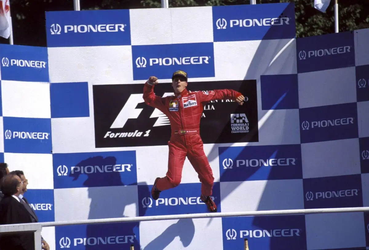 Michael Schumacher, Storia in F1: le manovre Top &amp; Flop [video - foto]