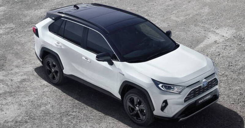 Nuova Toyota RAV4 2019, Listino prezzi da &euro; 34.550, scontati &euro; 29.950