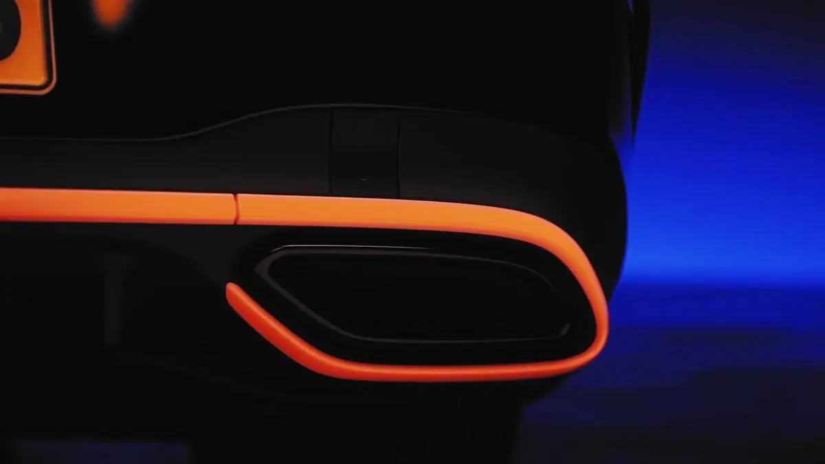 Mercedes CLA, i teaser prima del debutto (2)