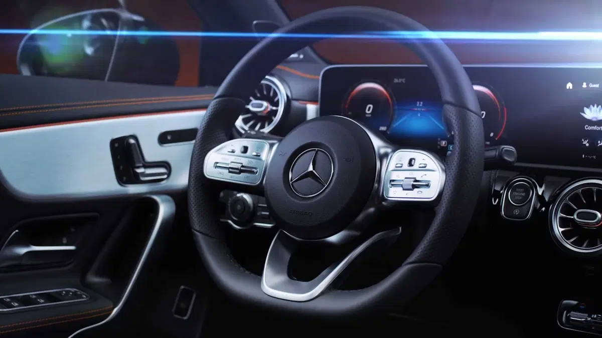 Mercedes CLA, i teaser prima del debutto (4)