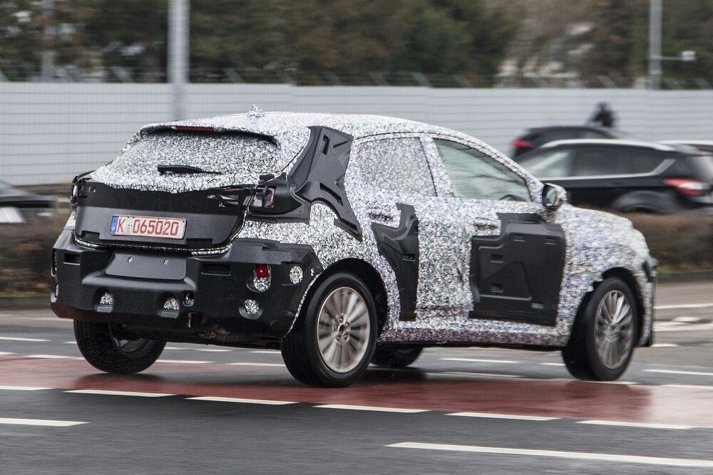 Il nuovo modello Ford avvisato in Germania: SUV su base Fiesta?