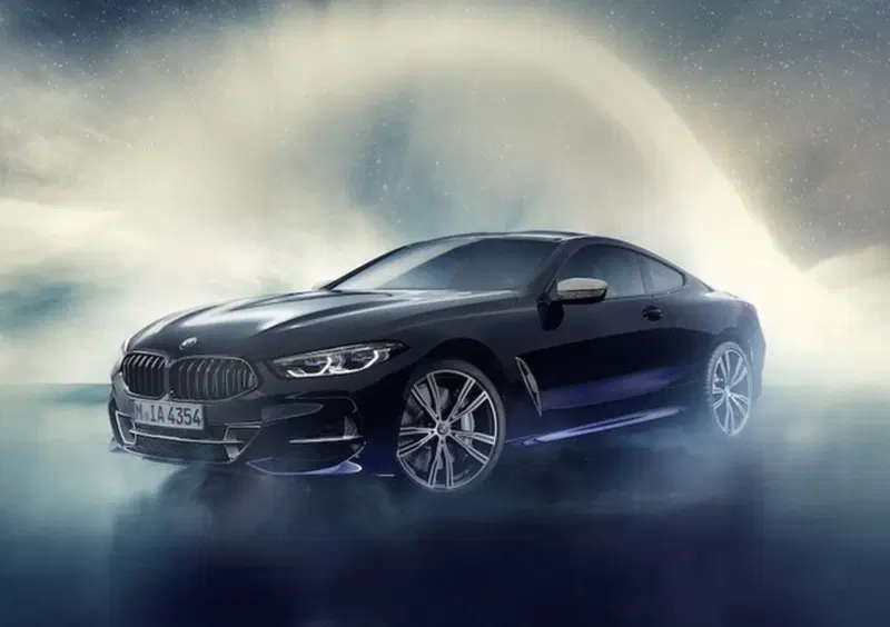 BMW Serie 8 Night Sky, all'interno roccia stellare
