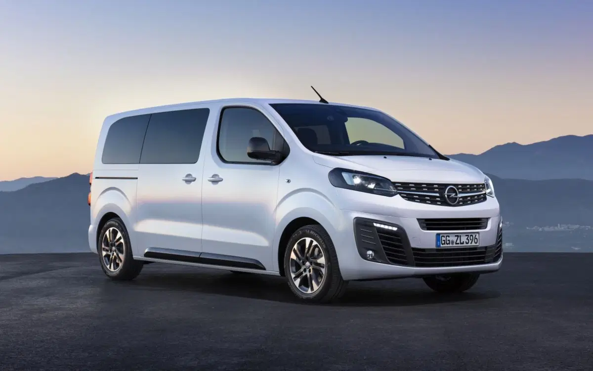 Opel Zafira Life, il monovolume dell'era PSA (4)