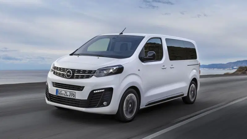 Opel Zafira Life, il monovolume dell'era PSA