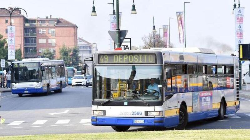 Blocco Diesel Euro 5 Torino, aumentano i passaggi dei bus