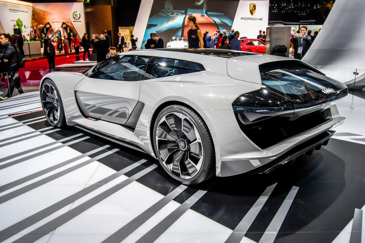 Audi PB18 e-tron, saranno prodotti 50 esemplari (3)