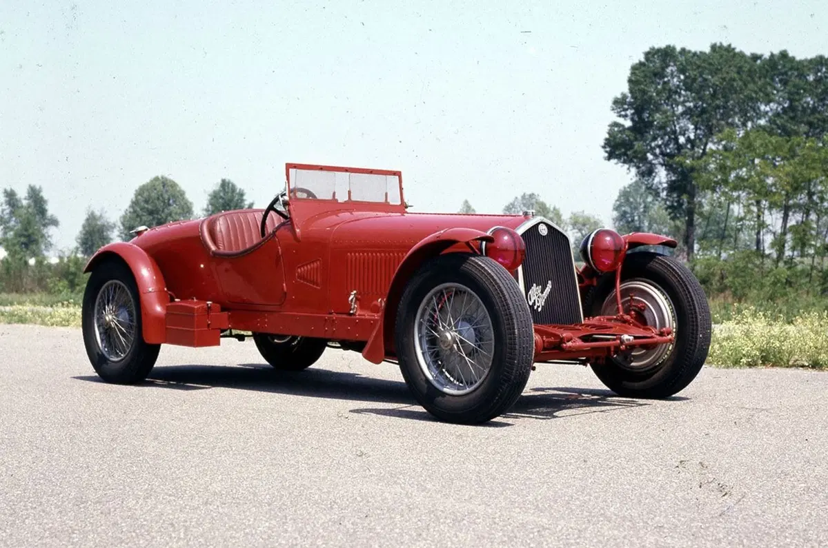 Nuova Alfa Romeo 8C, Ufficiale nel 2023? (8)