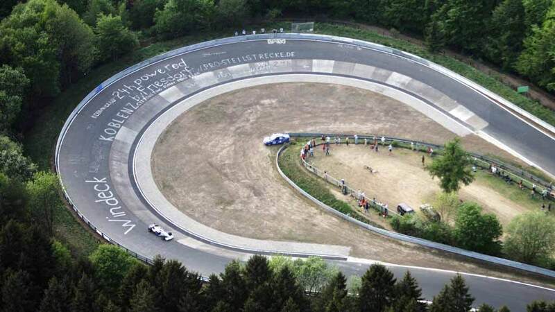 Nurburgring Nordschleife: via i limiti di velocit&agrave;