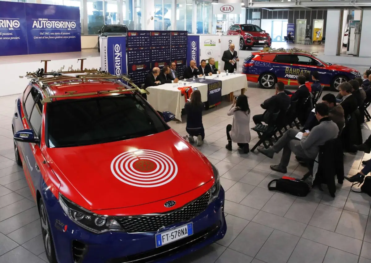 Ammiraglie? Ecco le auto in servizio assistenza alle squadre ciclistiche (4)