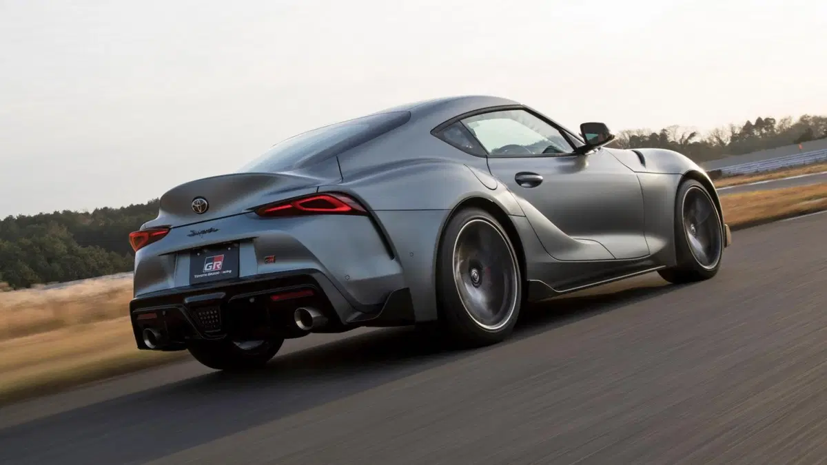 Toyota Supra 2019, sarebbe stato meglio con il 4 cilindri?  (6)